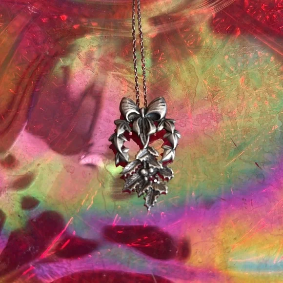 Vintage 1982 Sterling silver Franklin Mint “The Love So True” Ruby Bow Pendant - Picture 6 of 11